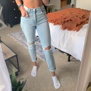 Abercrombie high rise mom jean